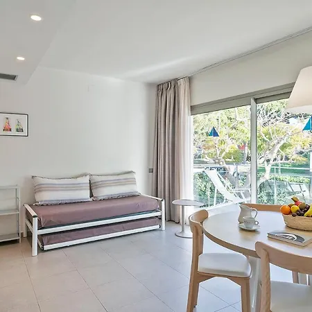 Castellmar Apartamento *
